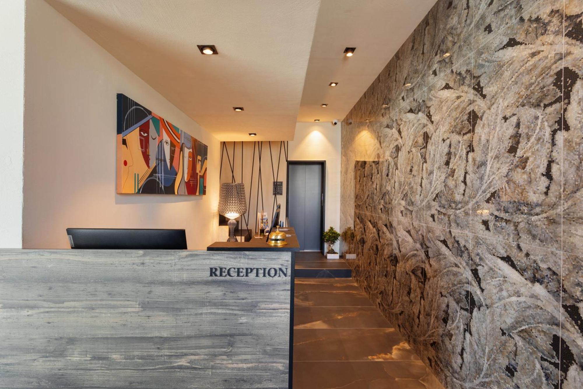 Etrus - Boutique Room & Rooftop Pontecagnano Faiano Buitenkant foto